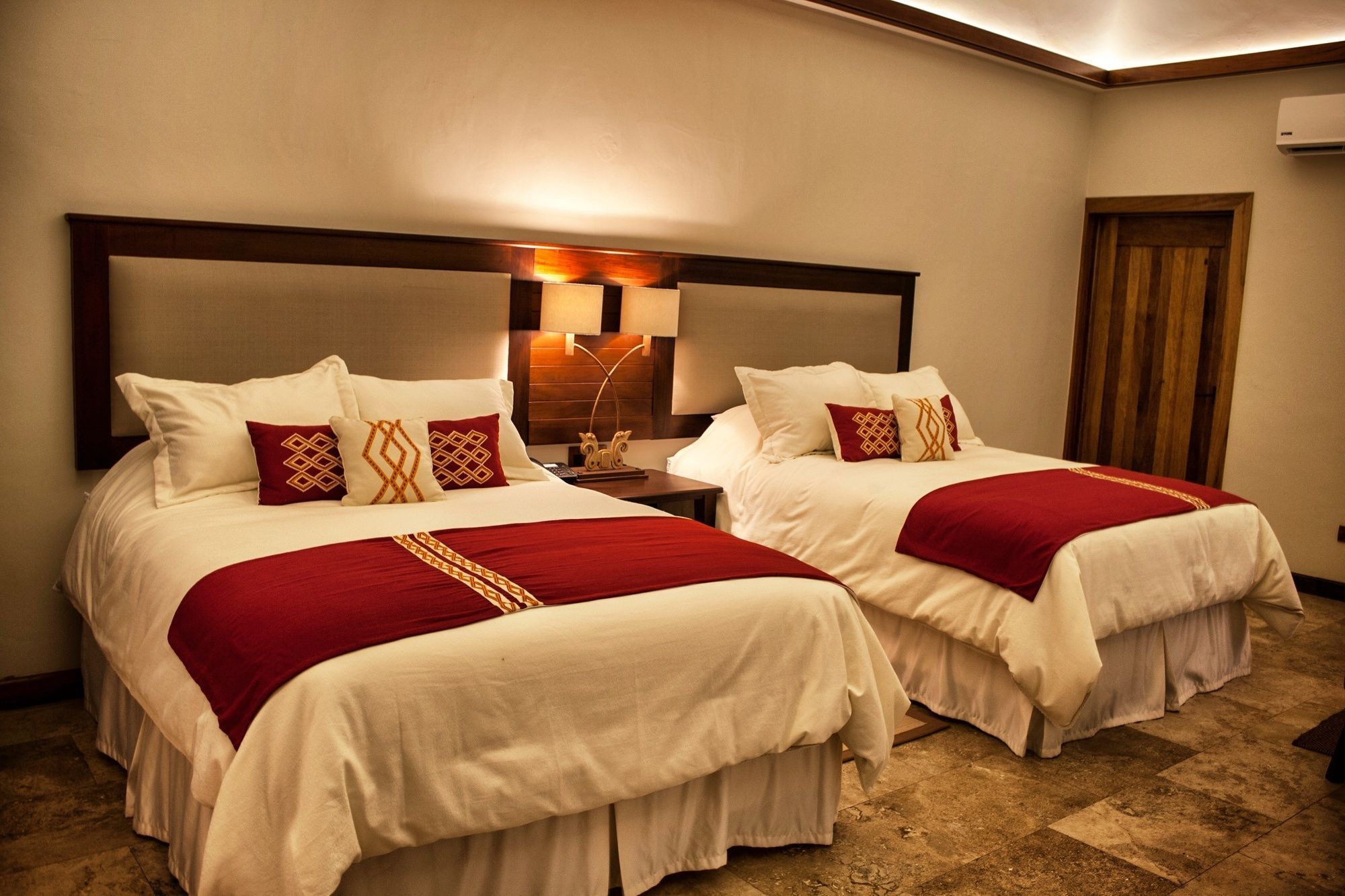 Bolontiku Boutique Hotel Member Of The Cayuga Collection San Andres Екстер'єр фото